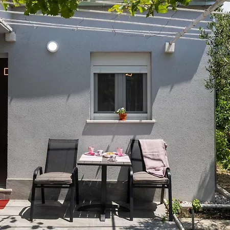 Roza Apartment